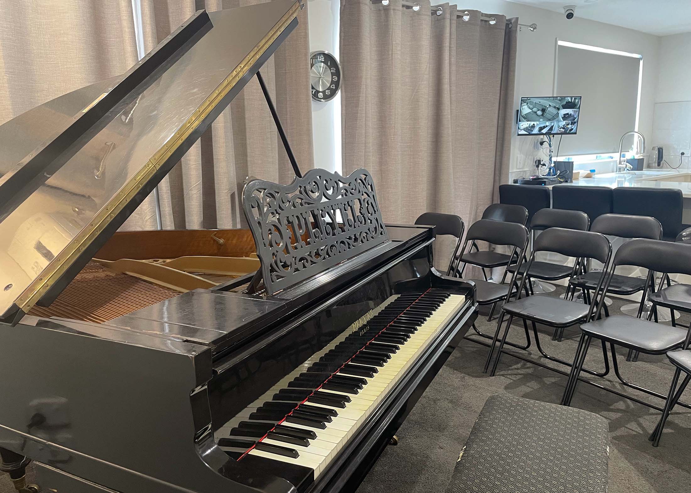 Seating and kitchenette area next to the recital room